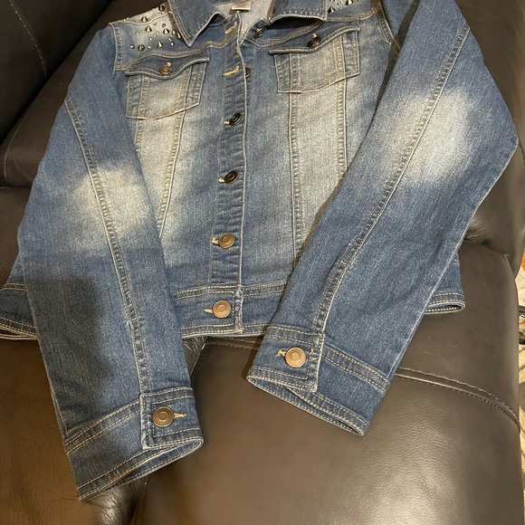 Urban Studded Soft Denim Jacket , size small, very stylish and cute - Picture 6 of 12